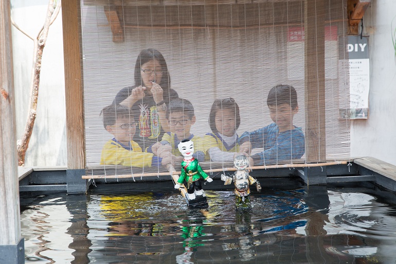 ベトナム水上人形劇体験