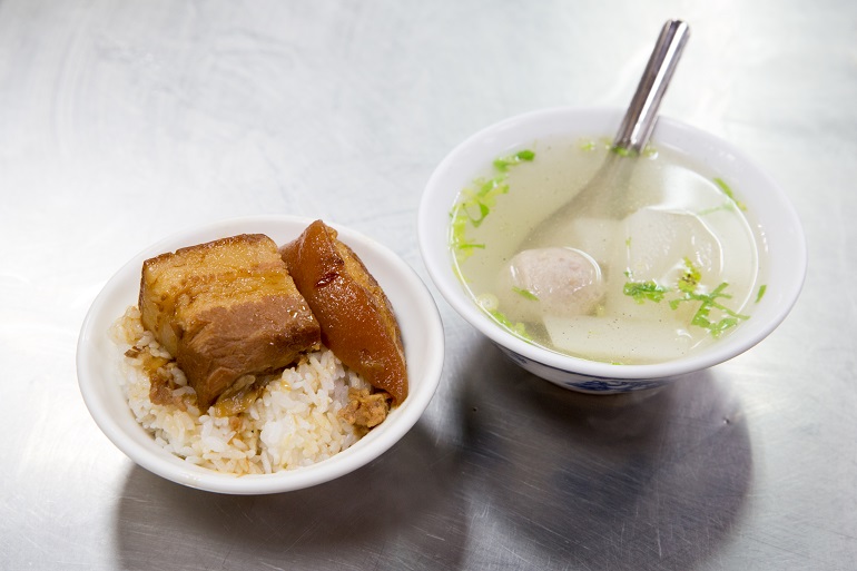 魯肉飯 台湾ランタンフェスティバル