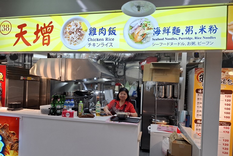 士林市場地下美食街の店舗