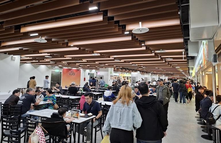 台北士林夜市　士林市場地下美食街　4/25リニューアルオープン！！