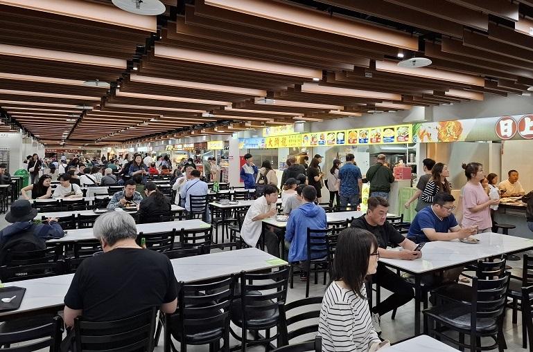 士林市場地下美食街