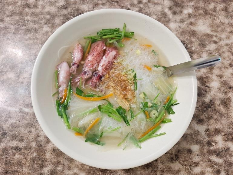 小卷米粉湯