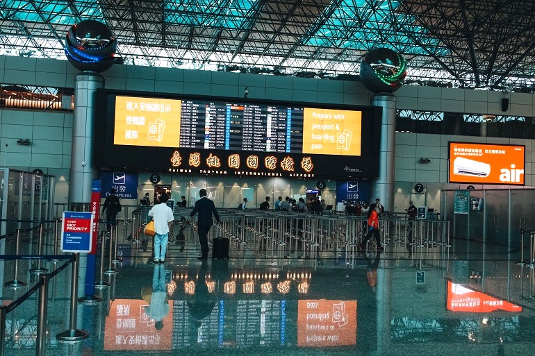 桃園国際空港出発ロビー