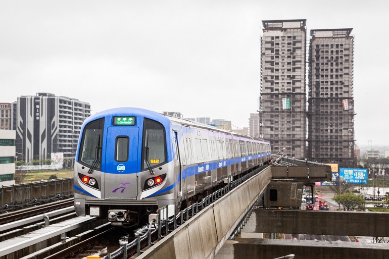 桃園空港MRT普通列車